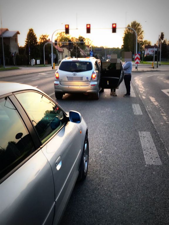 Obywatelskie Zatrzymanie Pijanej Kieruj Cej Wiadomo Ci Radio Bielsko