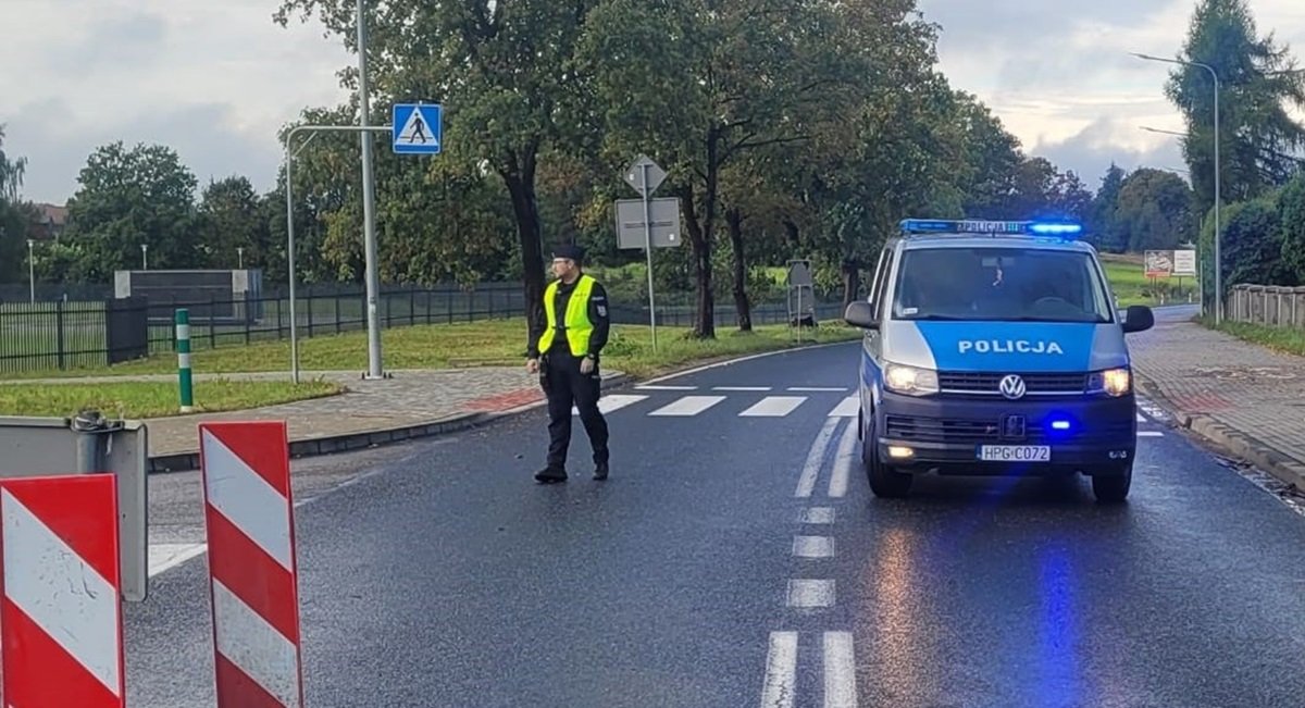 Nie Wszędzie Przejedziecie. Most Nadal Zamknięty