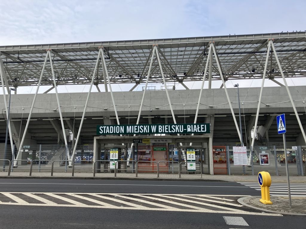 Zbiórka Na Stadionie, Kwesta Przed Rajdem