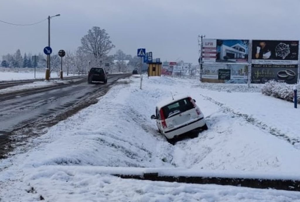 Kolizyjny poranek na drogach 