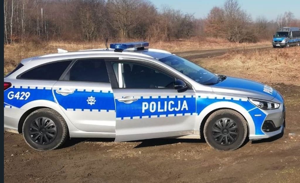 Makabryczne Odkrycie Nad Sołą. Policja Bada Okoliczności Śmierci 31-Latka