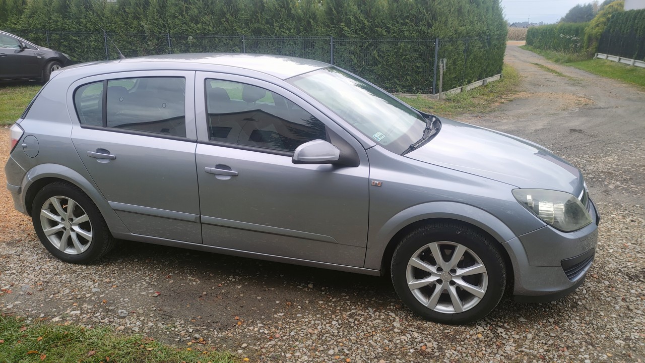 Opel Astra III H