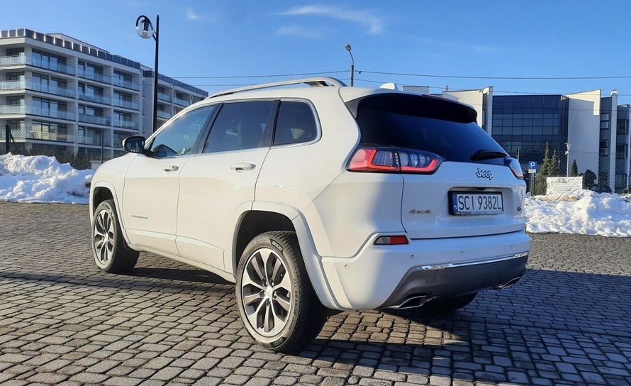 Jeep Cherokee SALONOWY OVERLAND 4x4 2.0 Turbo 270 KM Benzyna Świetne Wyposażony