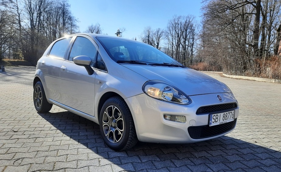 Fiat Punto 2012 ROK PRODUKCJI 2015 Salonowy 1.4 Benzyna Serwisowany Zadbany 5 drzwi