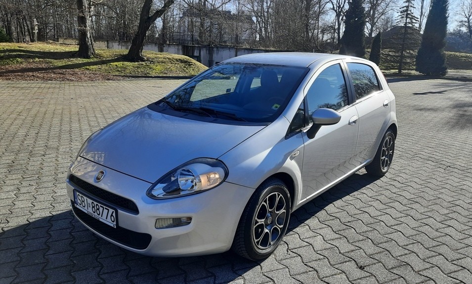 Fiat Punto 2012 ROK PRODUKCJI 2015 Salonowy 1.4 Benzyna Serwisowany Zadbany 5 drzwi