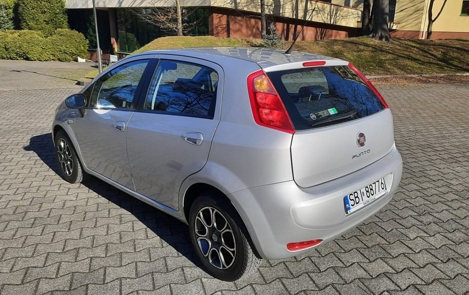 Fiat Punto 2012 ROK PRODUKCJI 2015 Salonowy 1.4 Benzyna Serwisowany Zadbany 5 drzwi